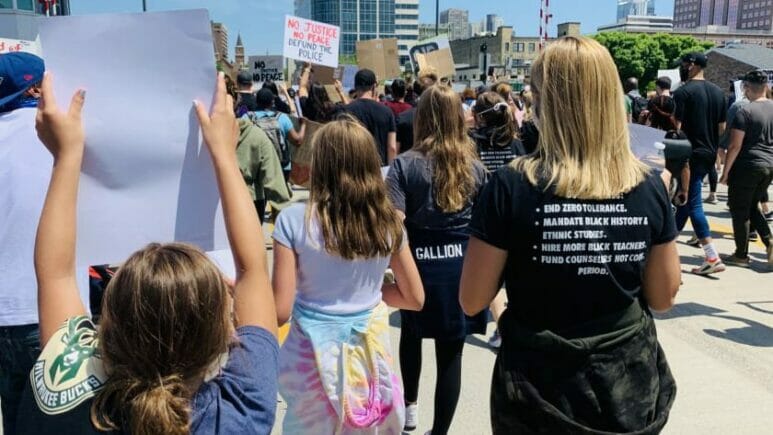 black lives matter protest in milwaukee wisconsin